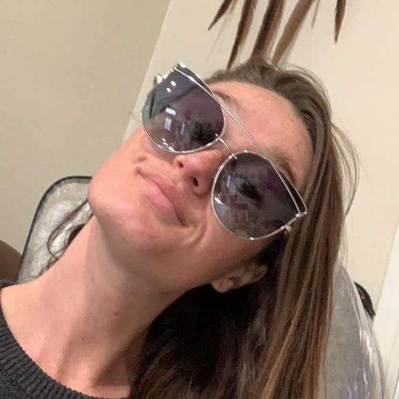 Fun Tiffany &Co. Sunglasses ๐ - Picture 10 of 12